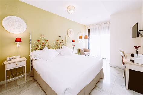 basic hotel doña manuela|Basic Hotel Dona Manuela .